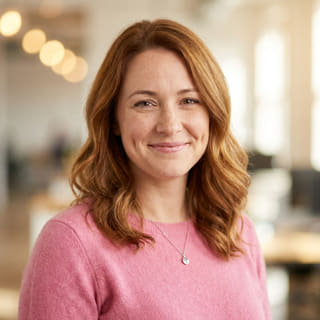 Emily Watson, responsable de l’assistance client chez Zénith Randença